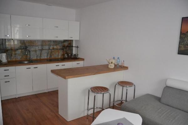 Apartament I Pokoje Szalawa Калиш Экстерьер фото