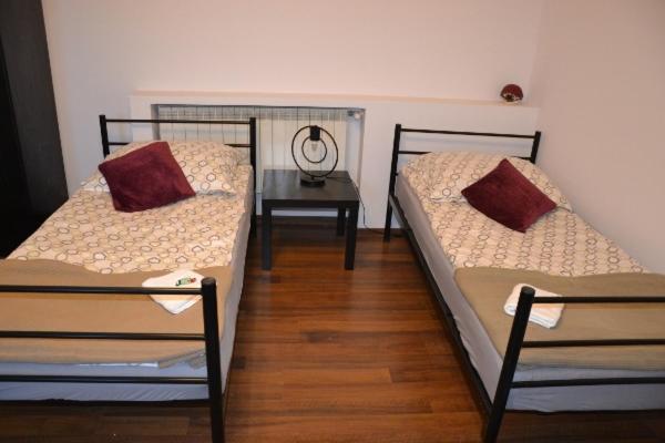 Apartament I Pokoje Szalawa Калиш Экстерьер фото