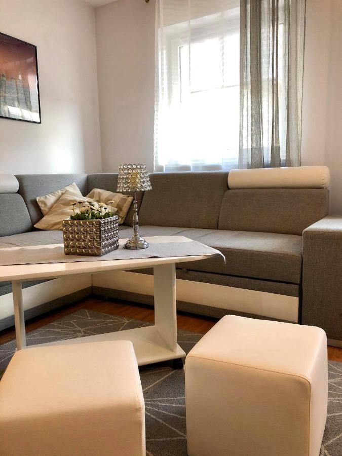 Apartament I Pokoje Szalawa Калиш Экстерьер фото