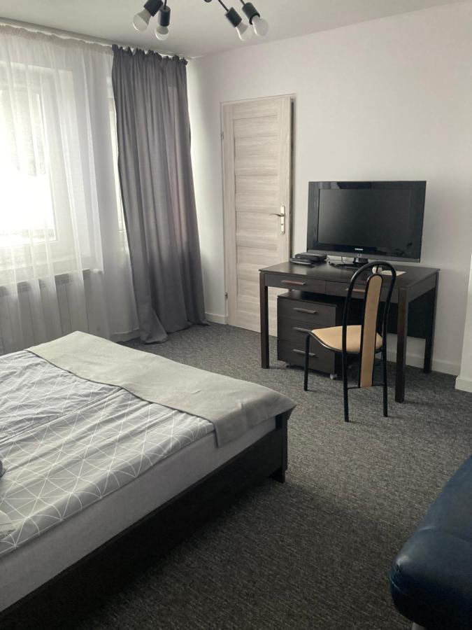 Apartament I Pokoje Szalawa Калиш Экстерьер фото