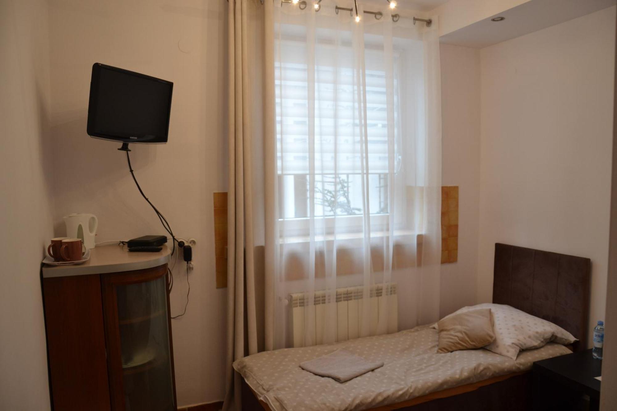 Apartament I Pokoje Szalawa Калиш Экстерьер фото